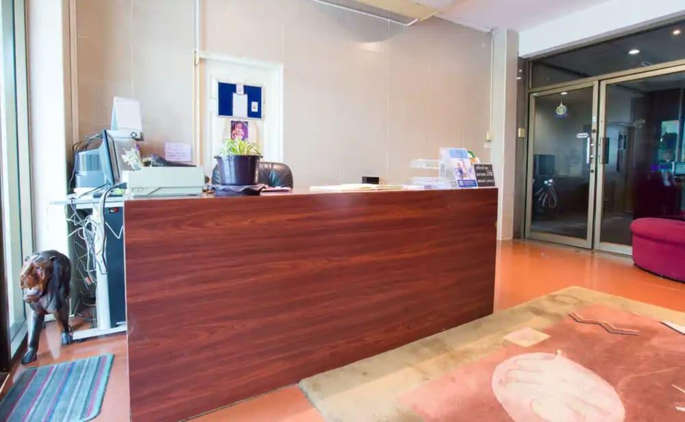lobby