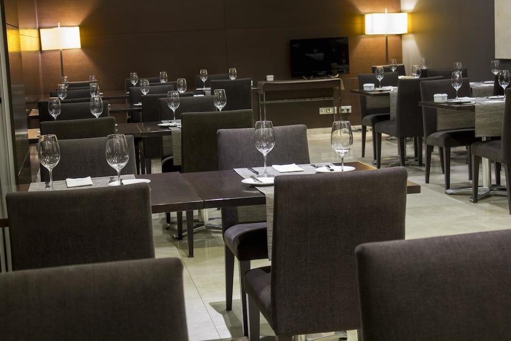 restaurant-cafeteria