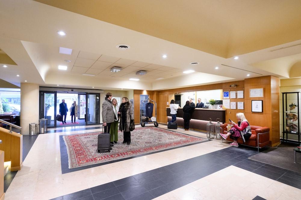 lobby