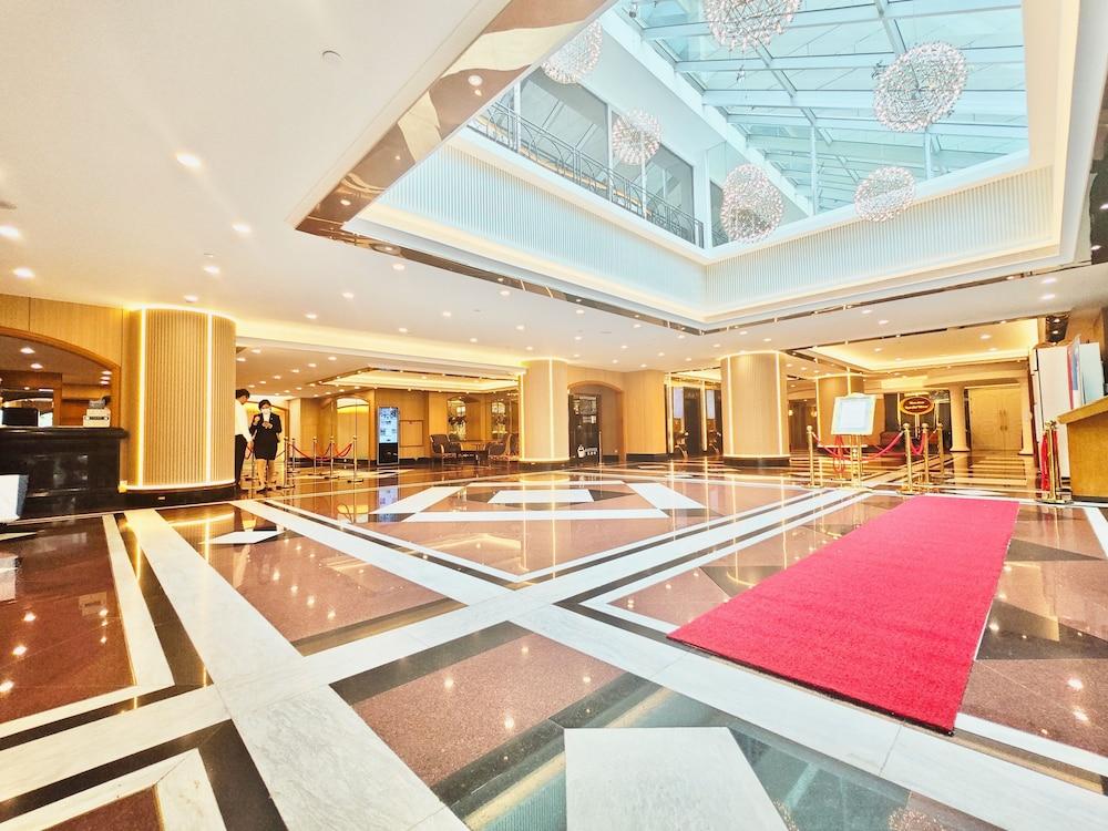 lobby