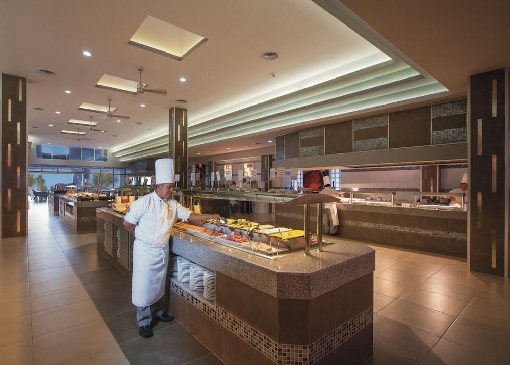 restaurant-cafeteria