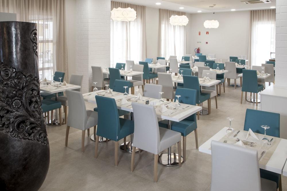 restaurant-cafeteria