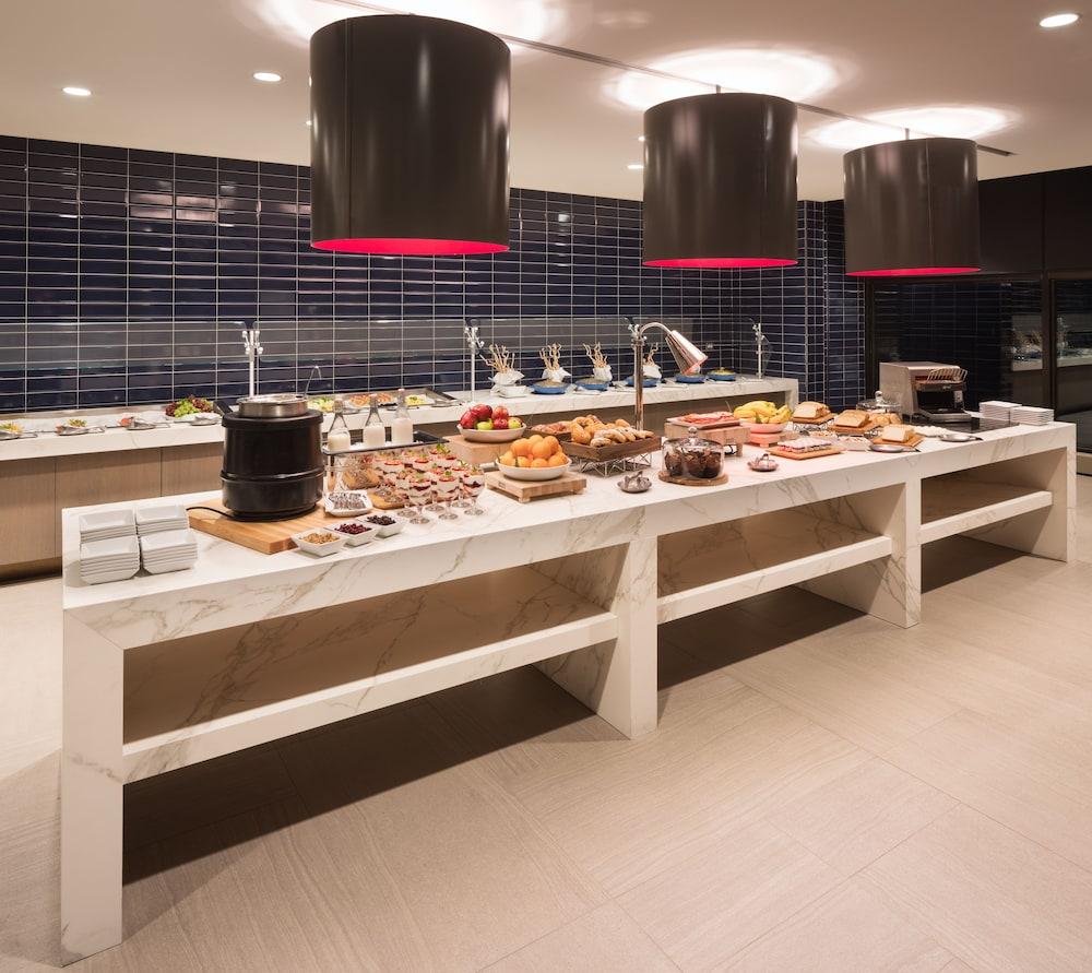 restaurant-cafeteria