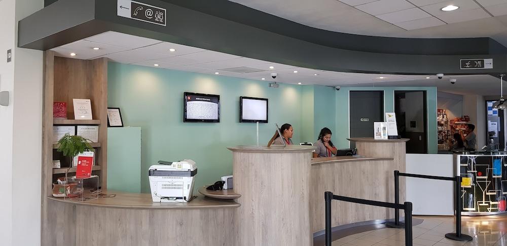 lobby