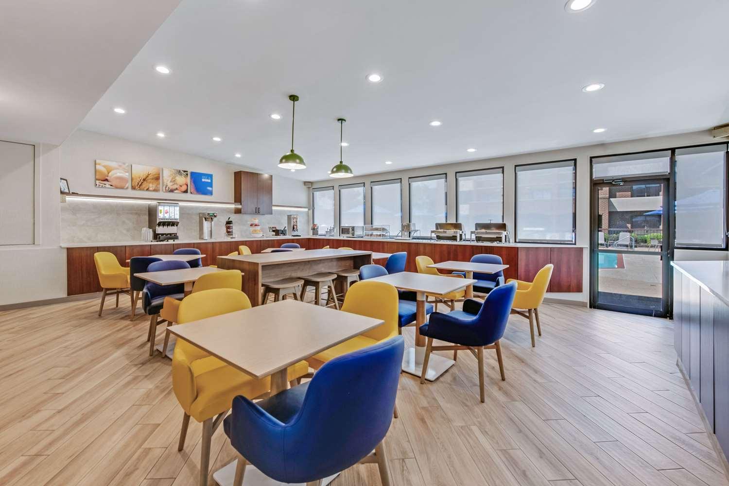 restaurant cafeteria