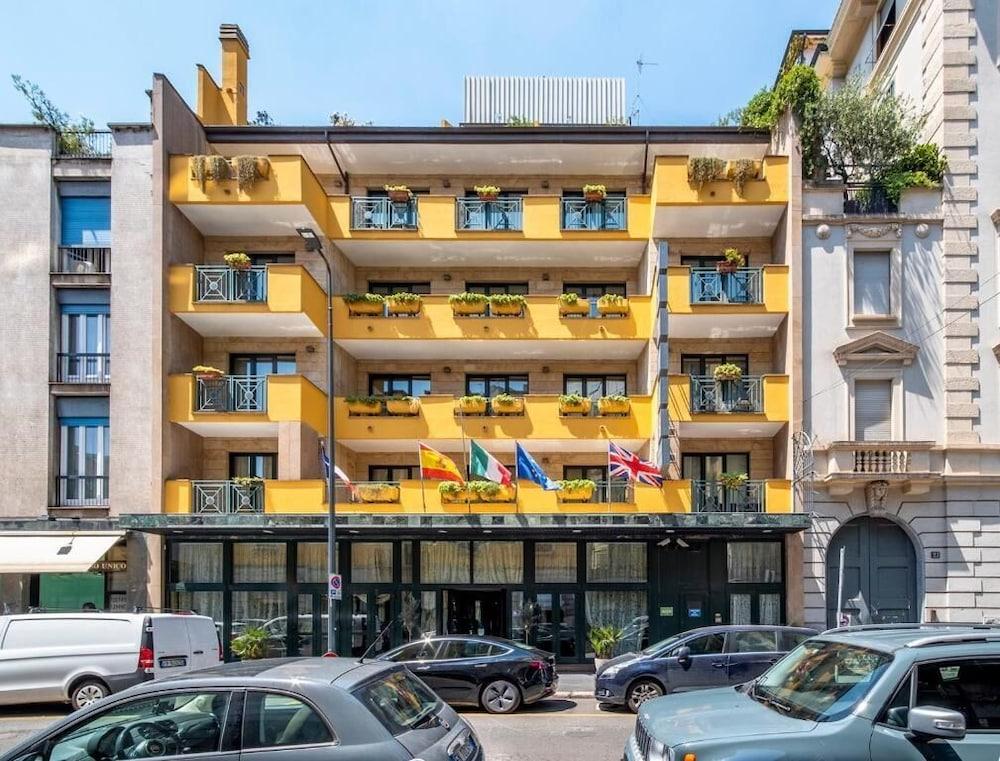 hotel