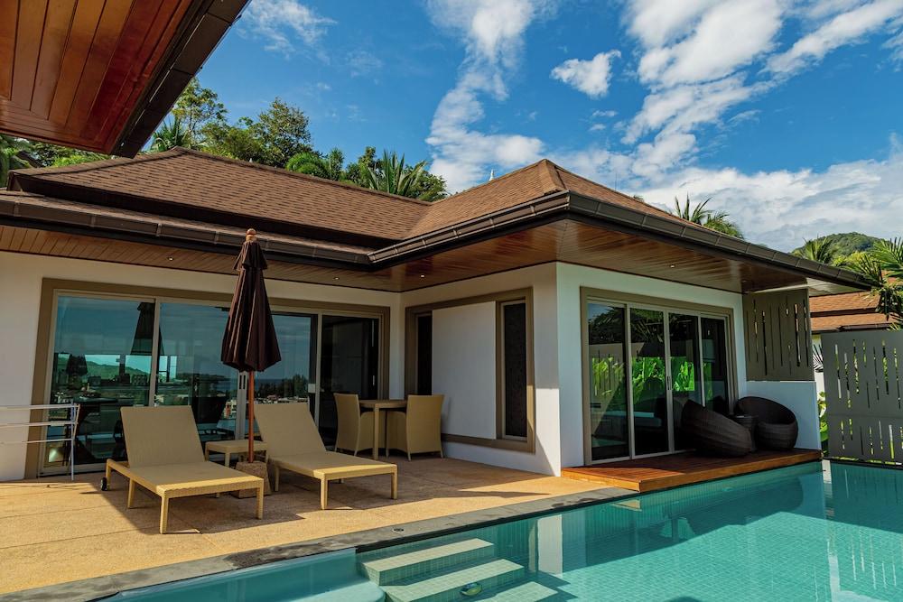 swimming pool spa