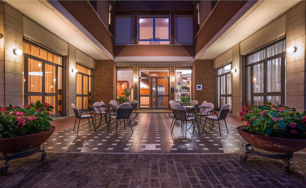 lobby