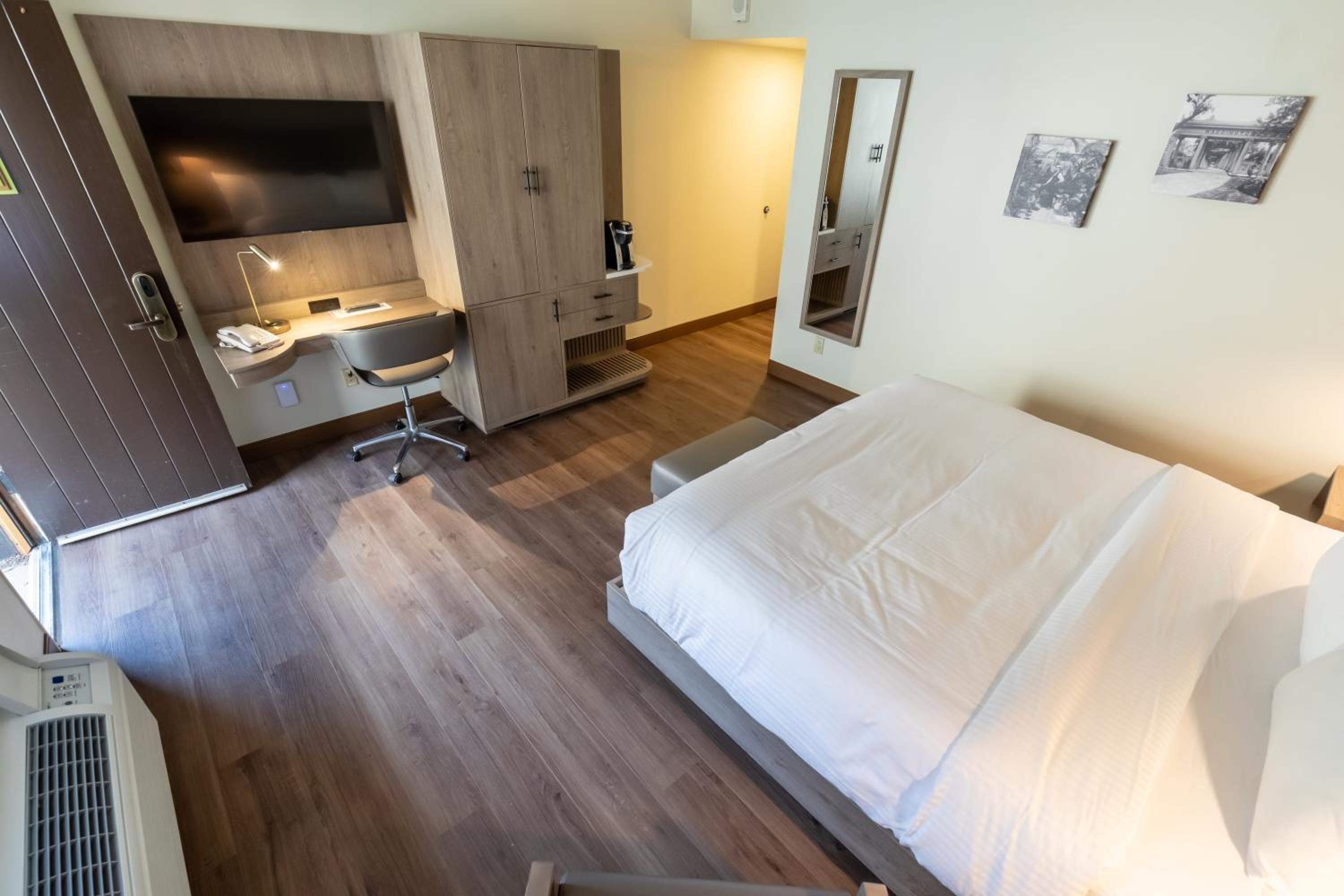 rooms