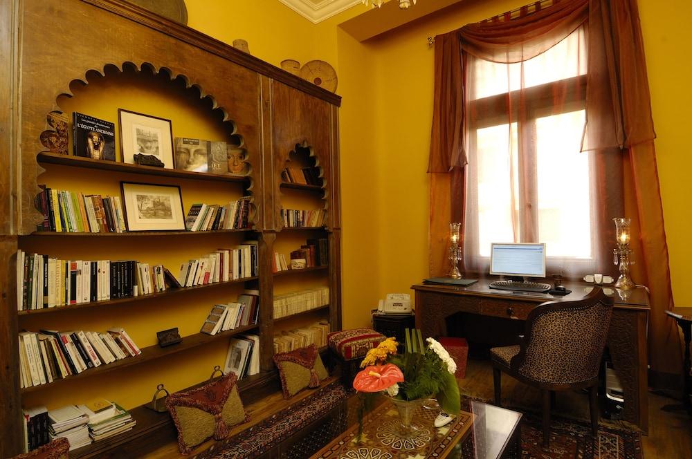 lounge