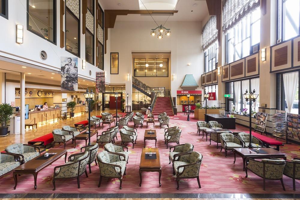 restaurant-cafeteria