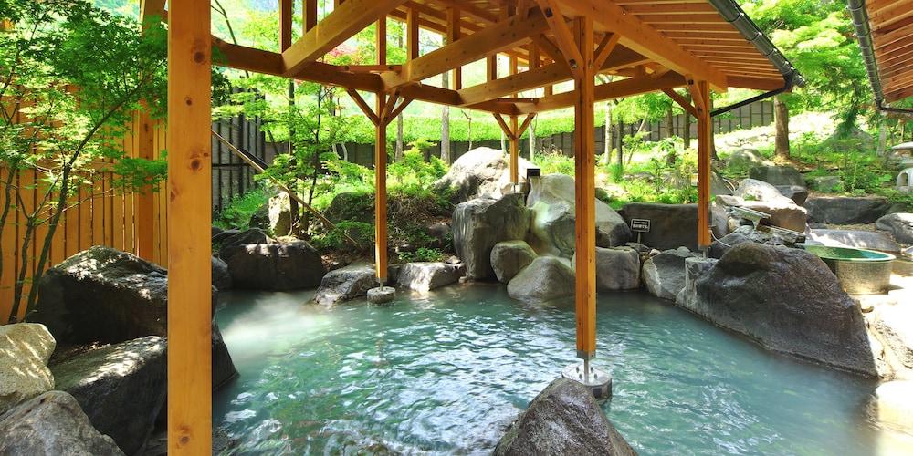 swimming pool spa
