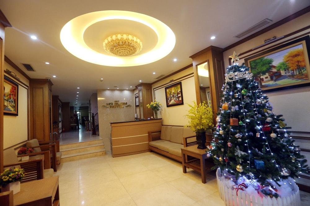 lobby