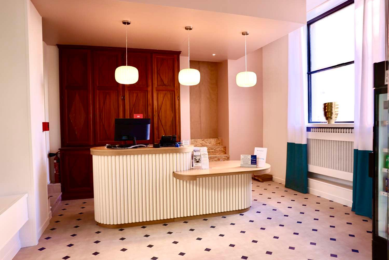 lobby