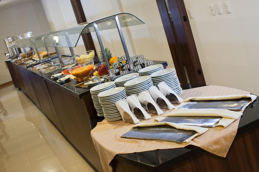 restaurant-cafeteria