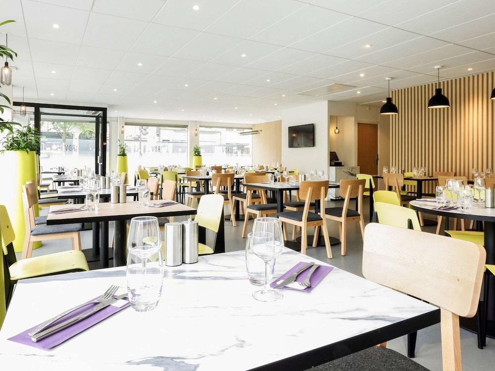 restaurant-cafeteria