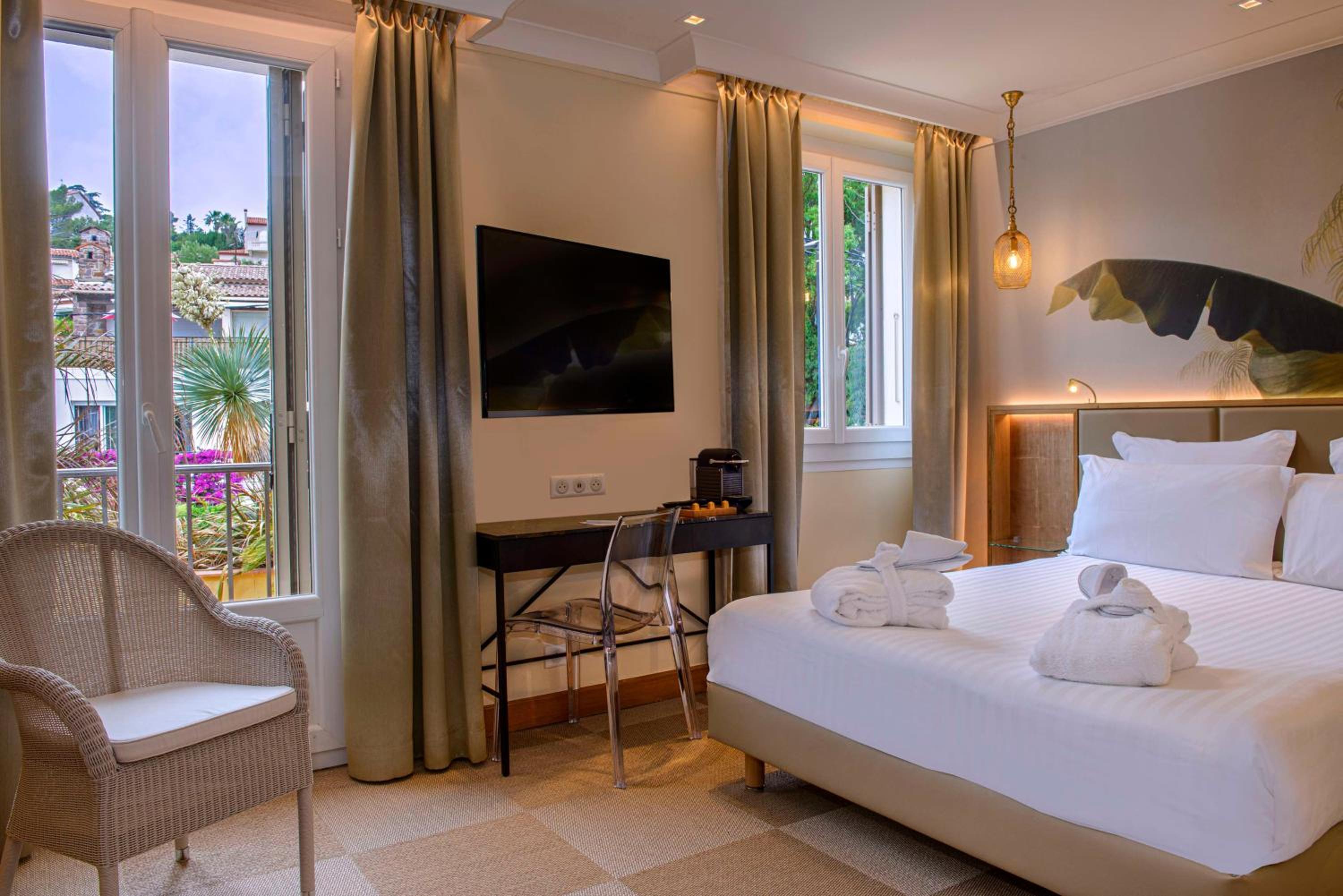rooms