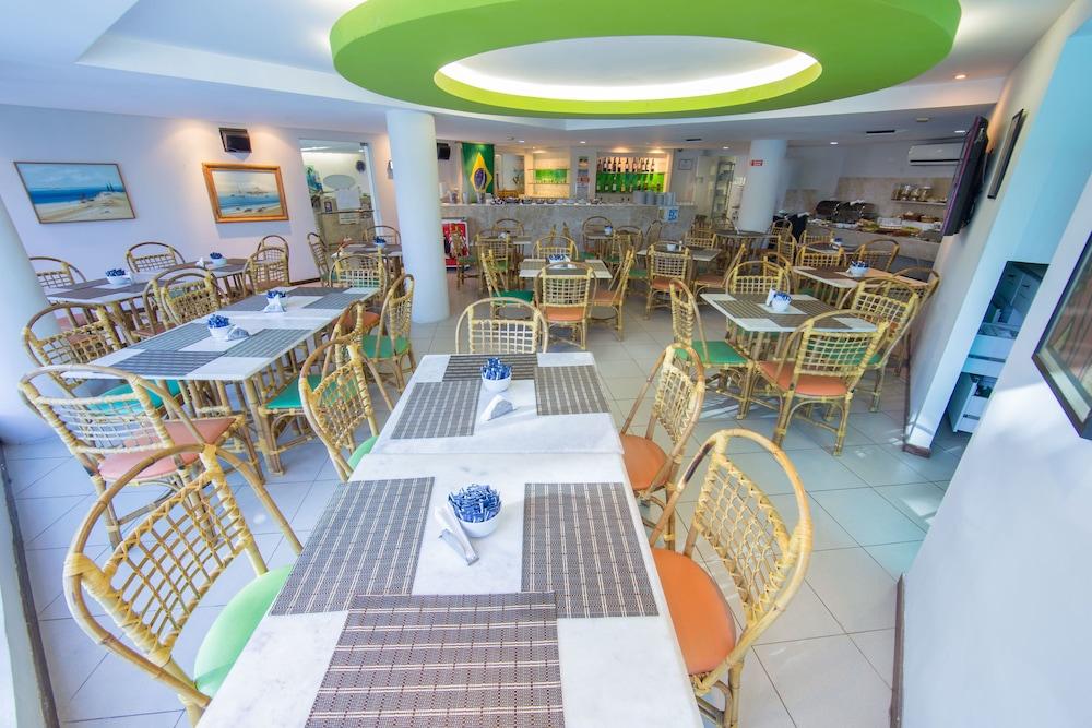 restaurant-cafeteria