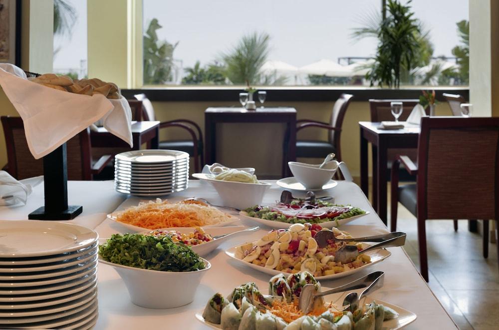 restaurant-cafeteria