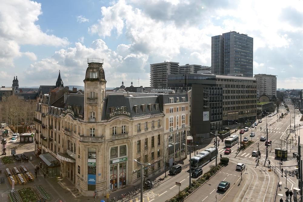 hotel