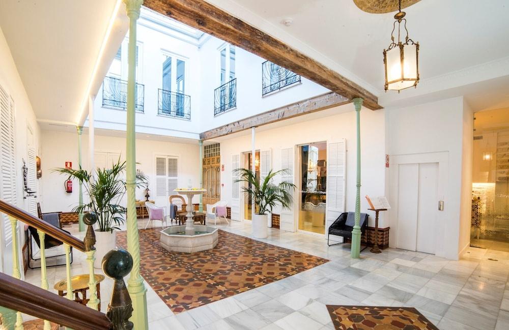 lobby