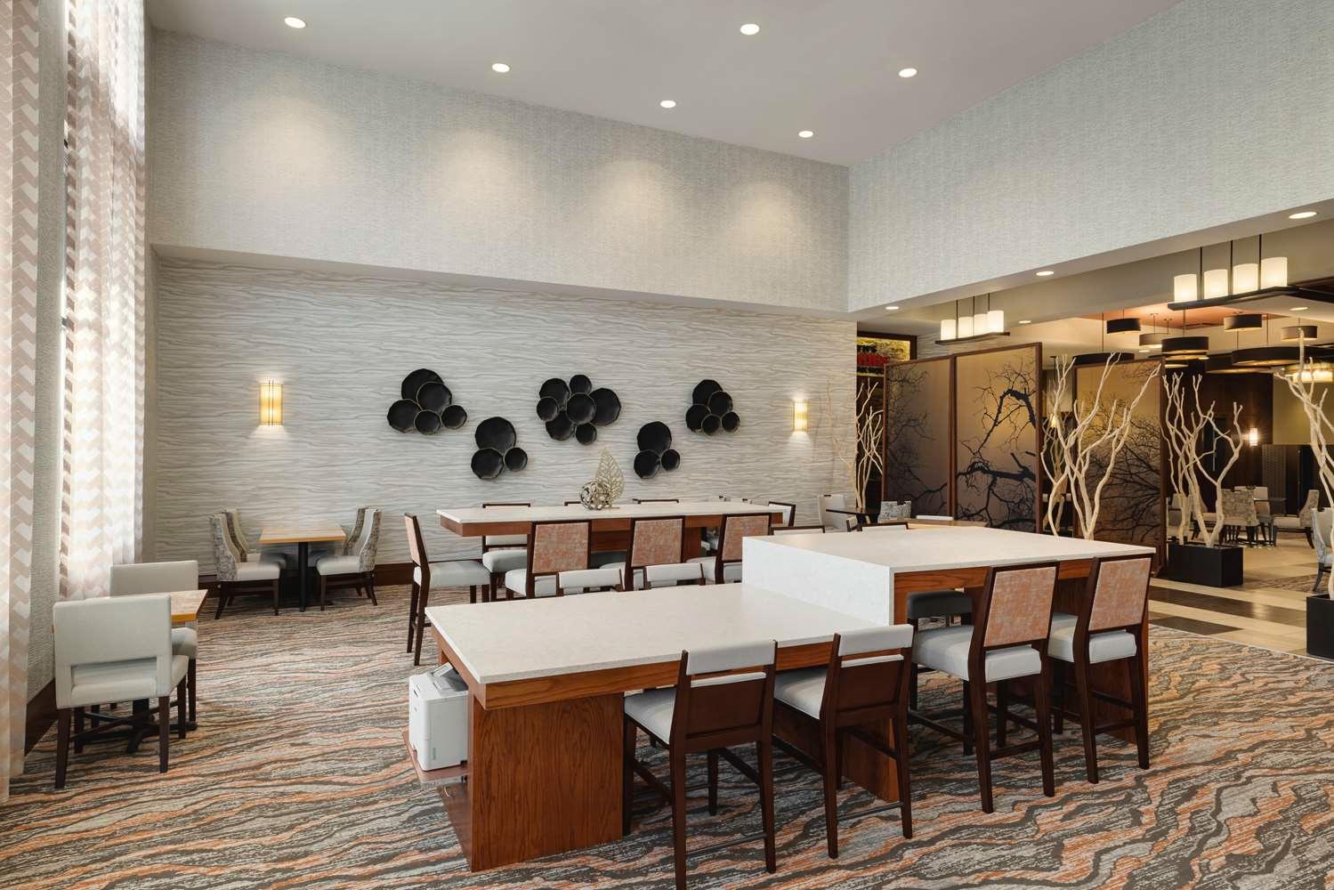 restaurant cafeteria