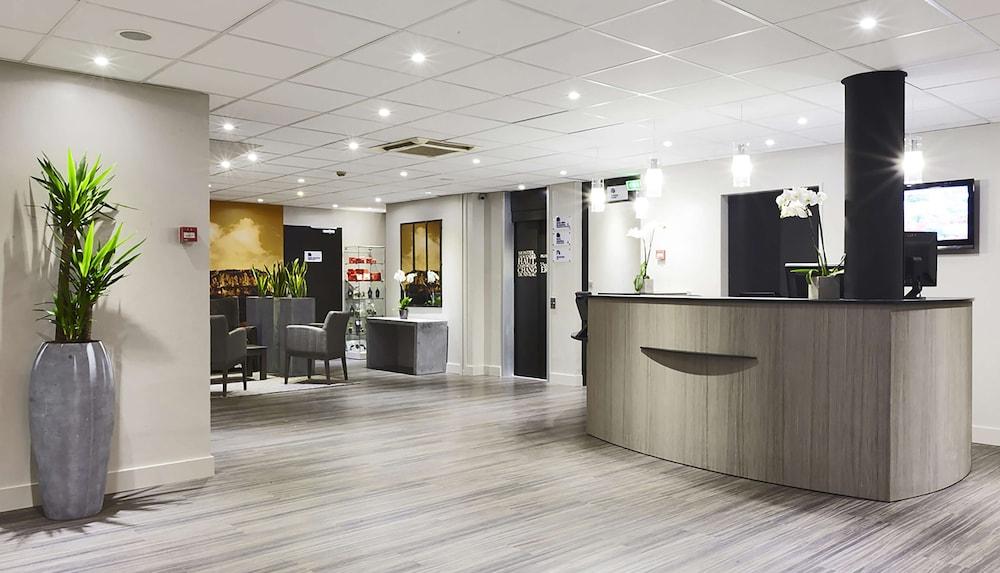 lobby