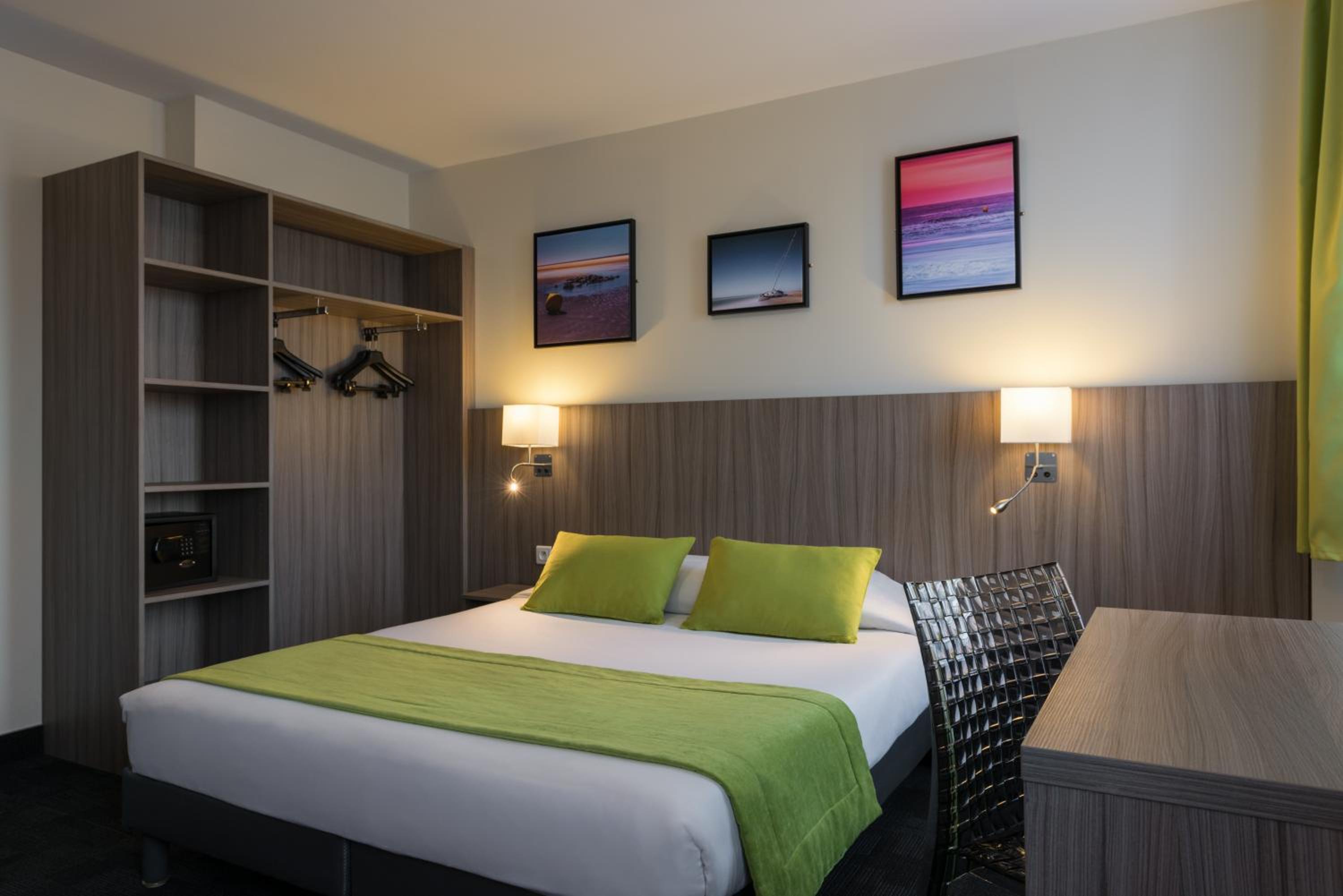 rooms