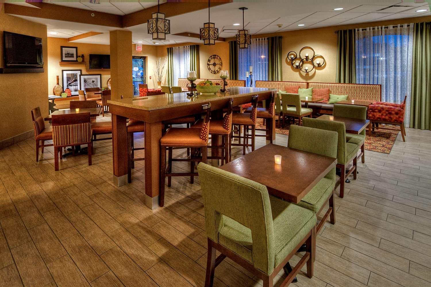restaurant cafeteria