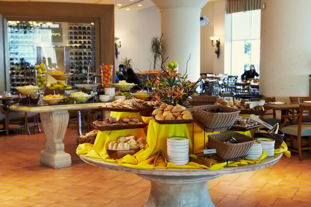restaurant-cafeteria