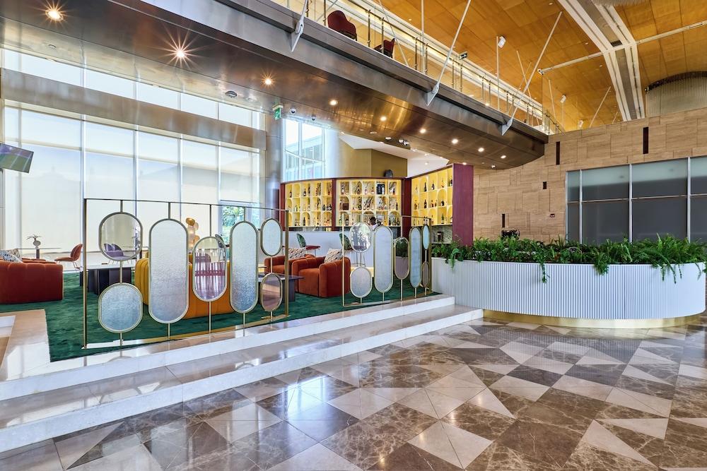 lobby