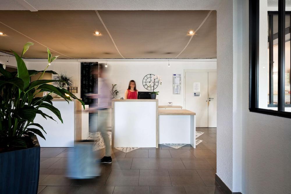 lobby
