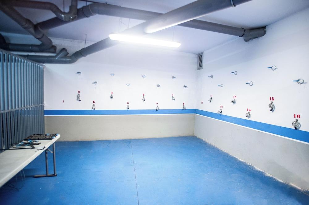swimming pool spa