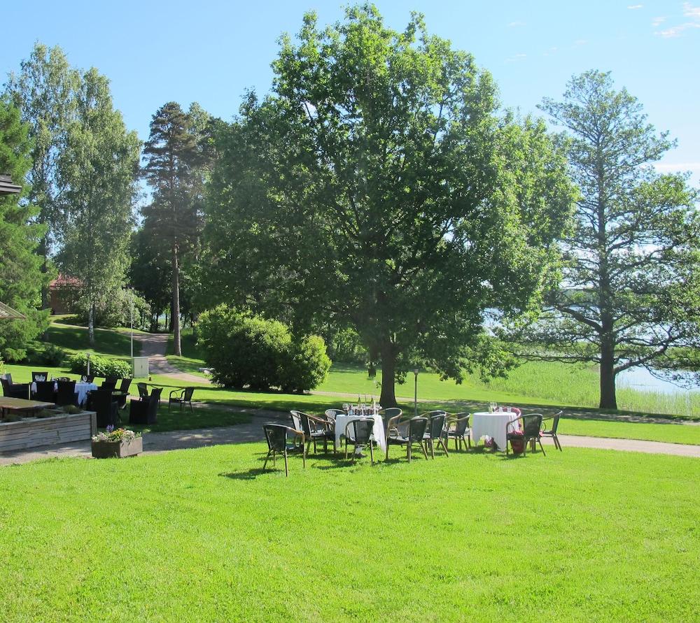 surroundings