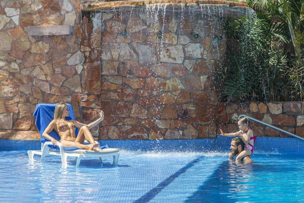 swimming pool spa