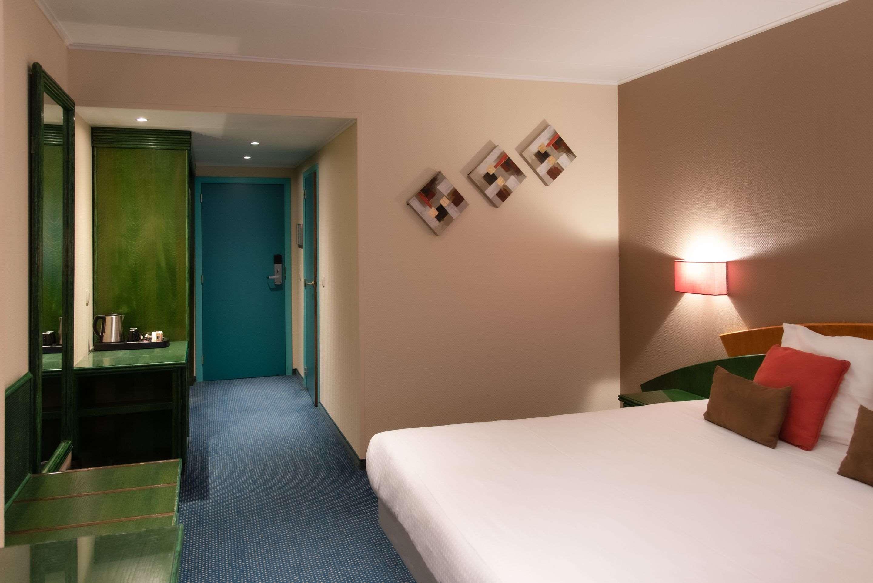 rooms