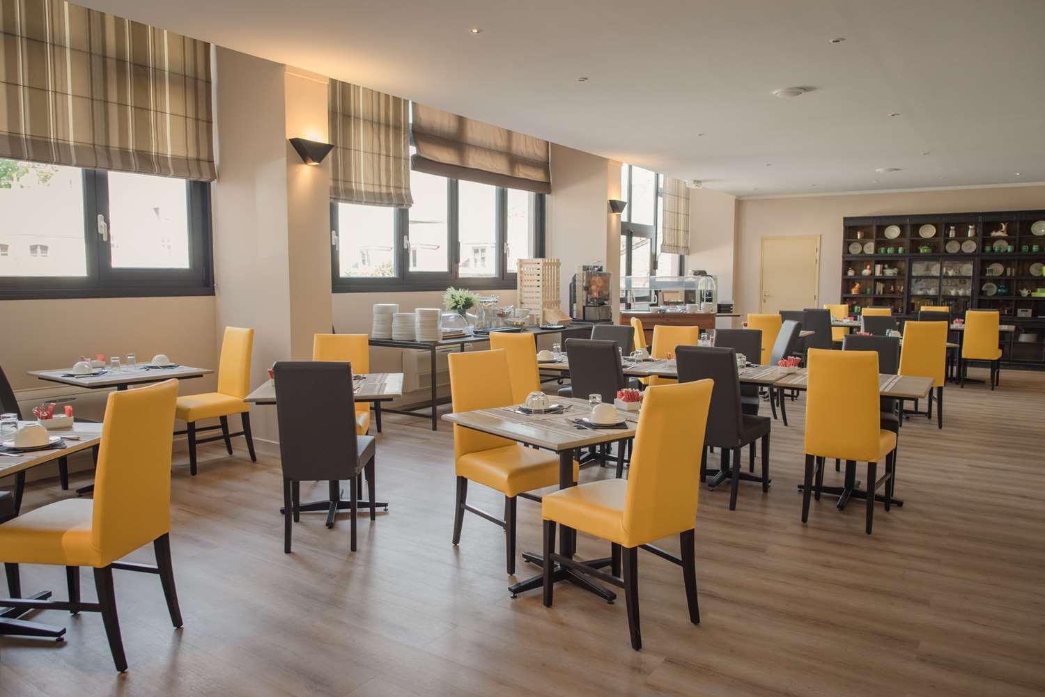 restaurant cafeteria