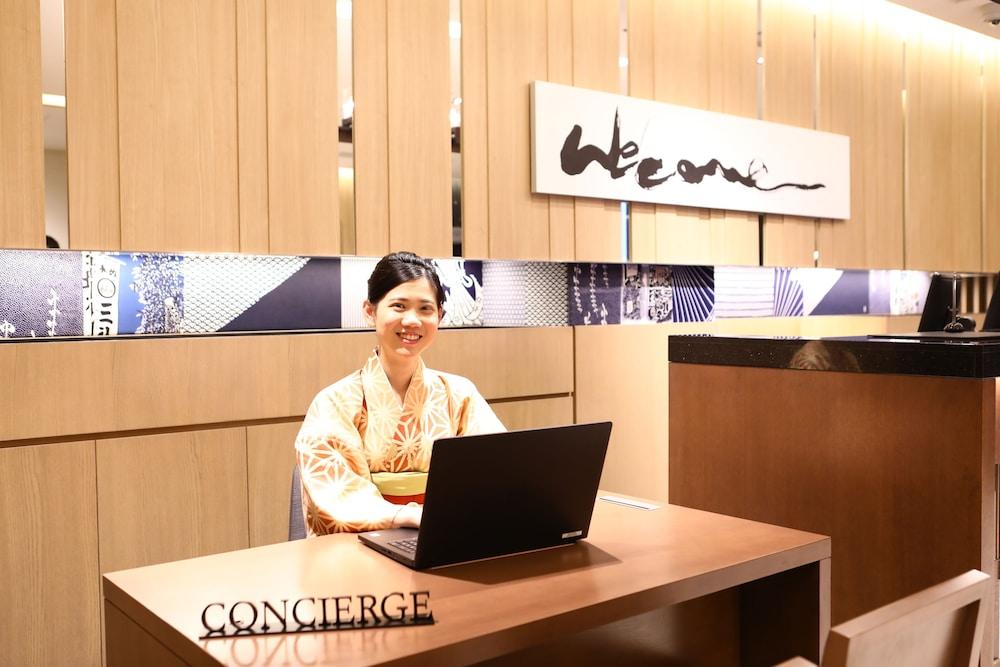 lobby