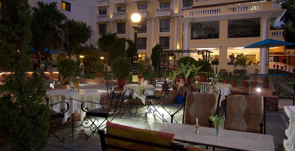 hotel