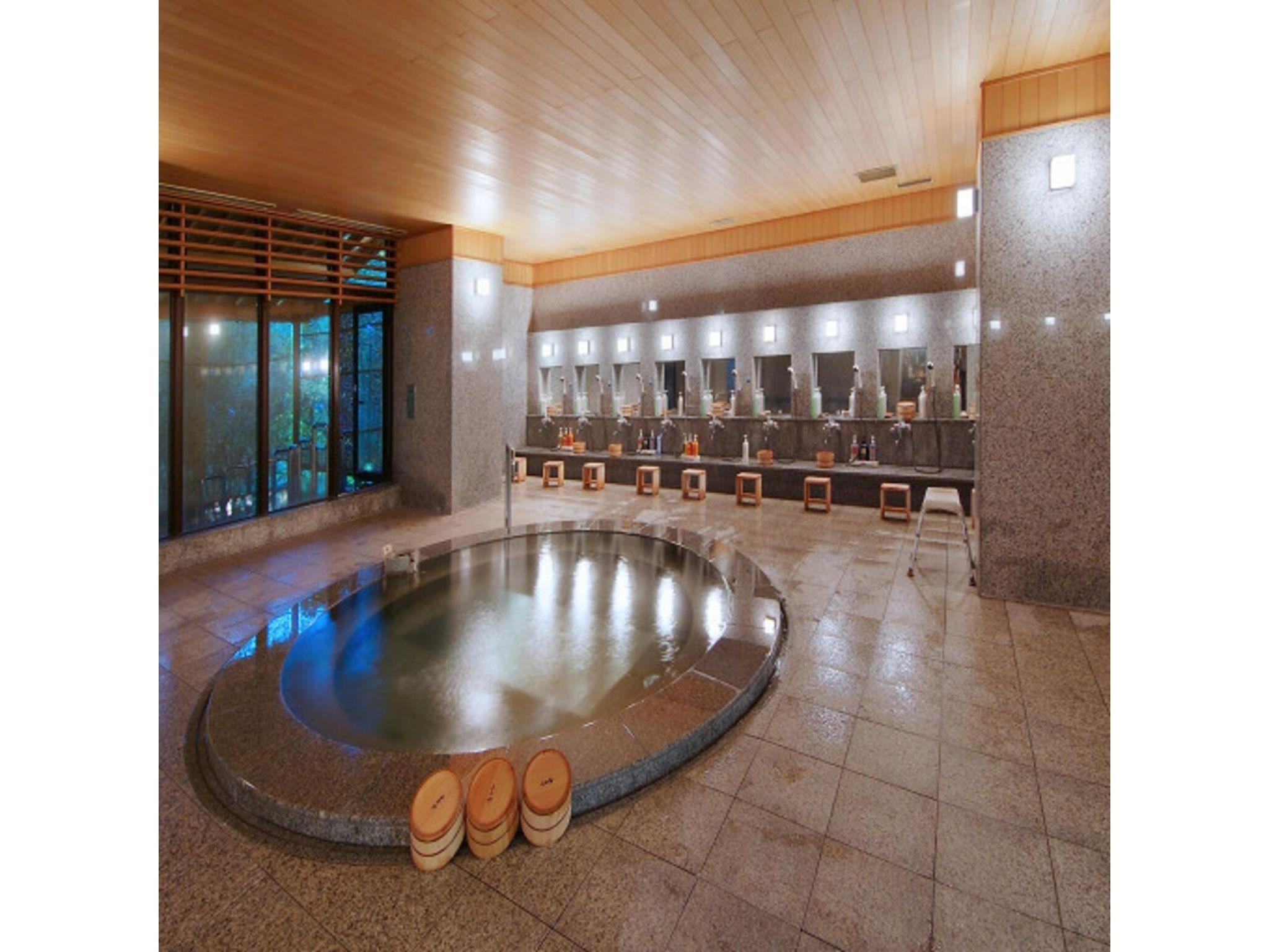 swimming pool spa
