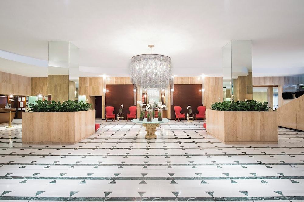 lobby