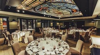 restaurant-cafeteria