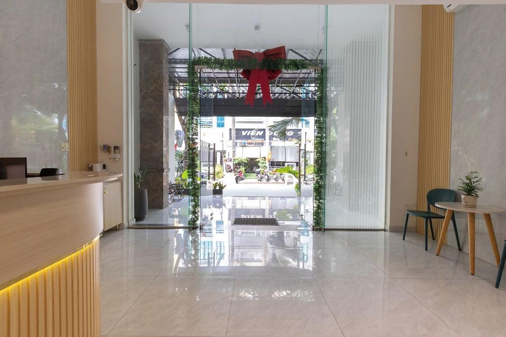 lobby