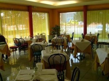 restaurant-cafeteria