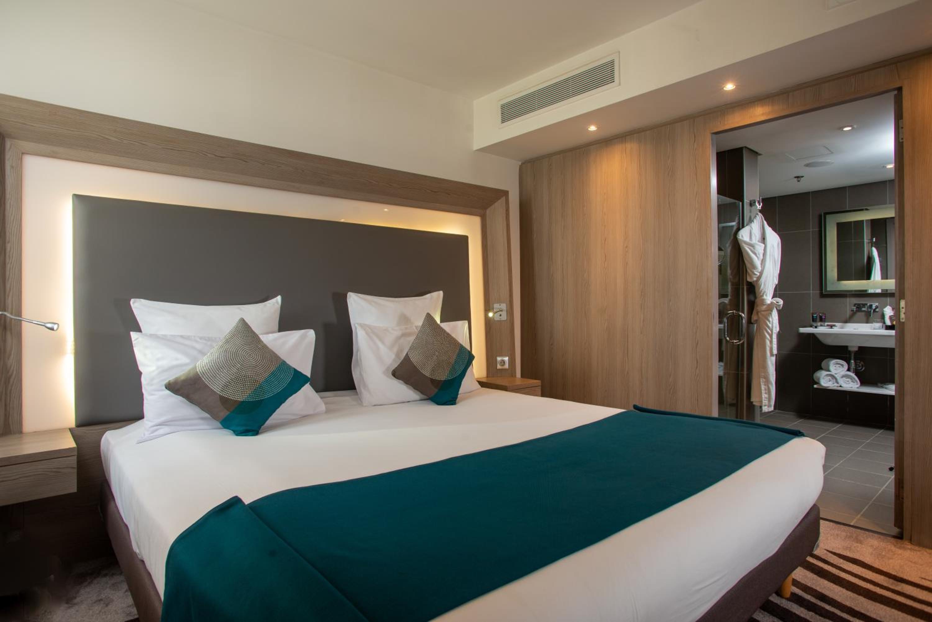 rooms