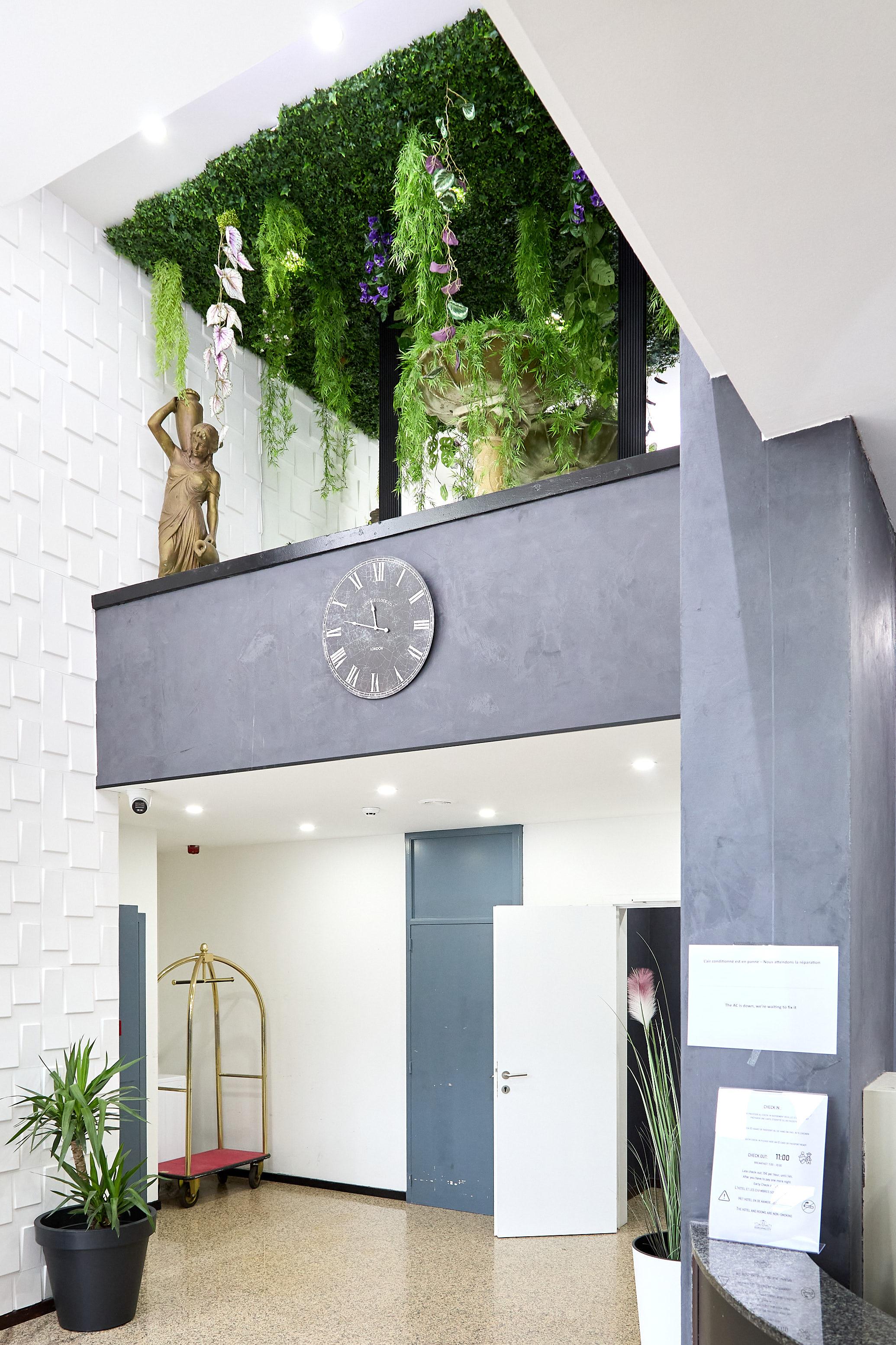 lobby