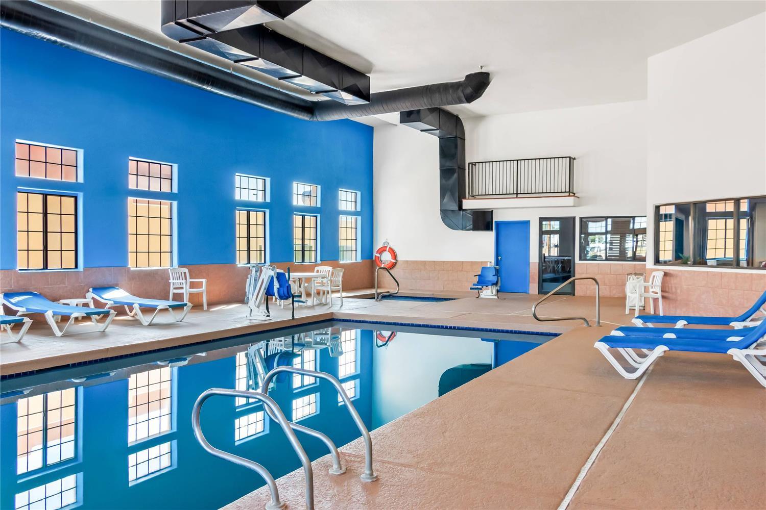 swimming pool spa