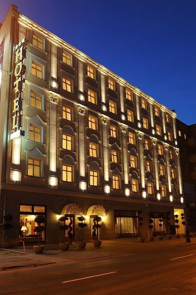 hotel