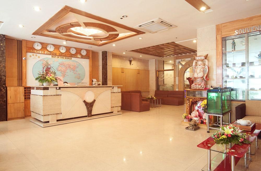 lobby