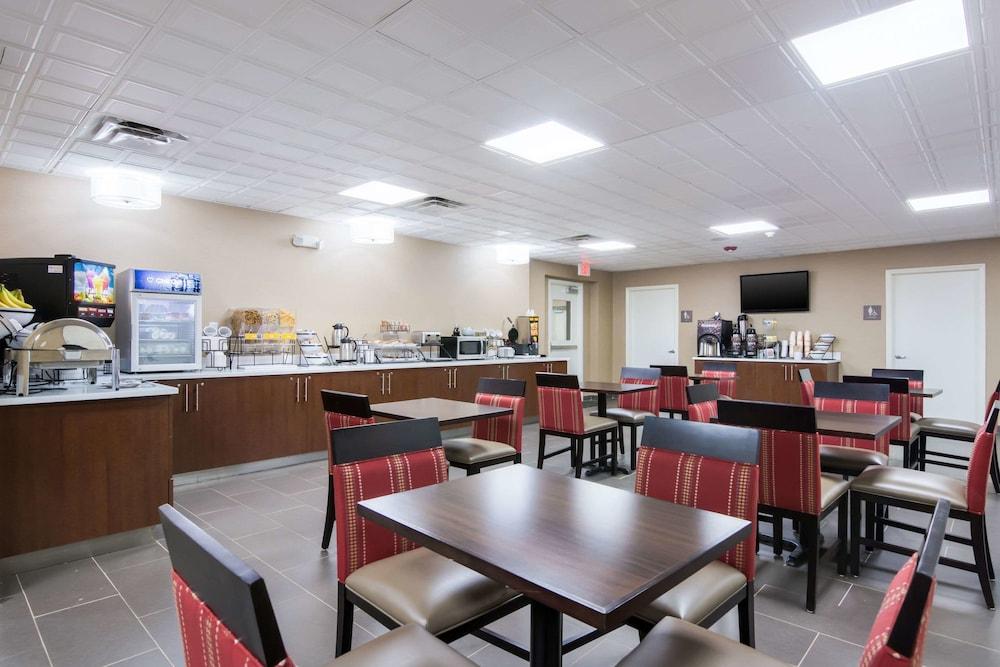 restaurant-cafeteria